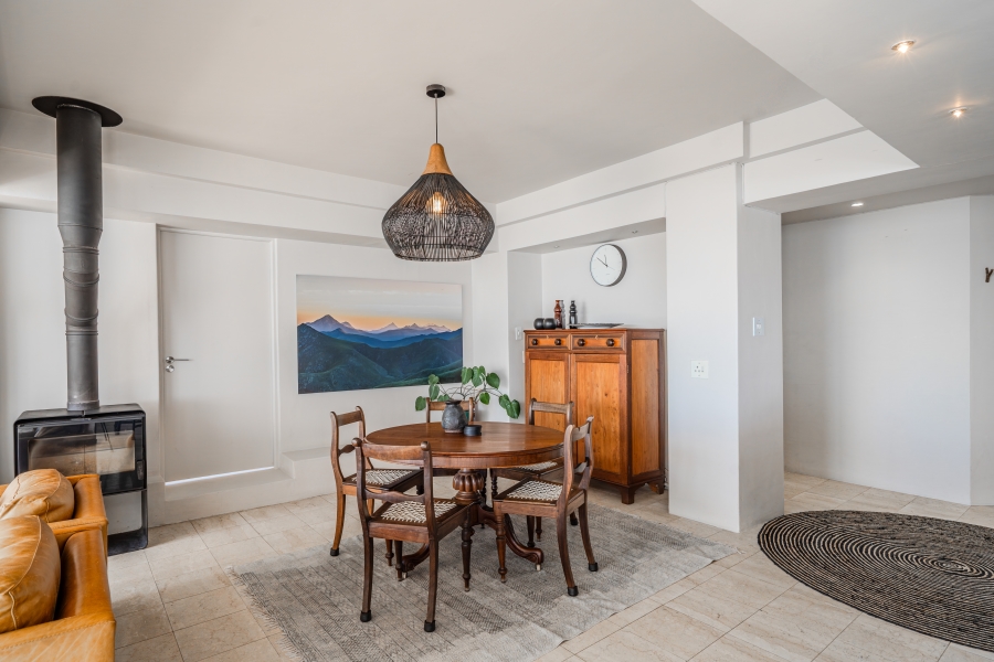 2 Bedroom Property for Sale in Sea Point Western Cape